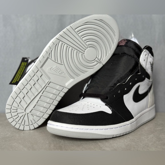 Air Jordan 1 Retro High OG Bleached Coral - Picture 5 of 10